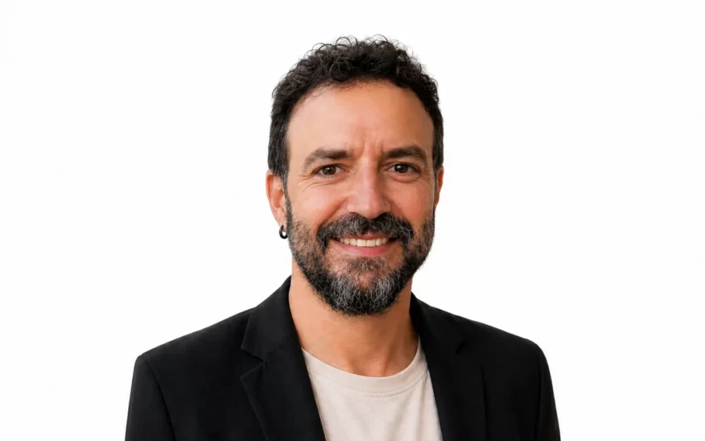 Retrato profesional de Fabián Molina