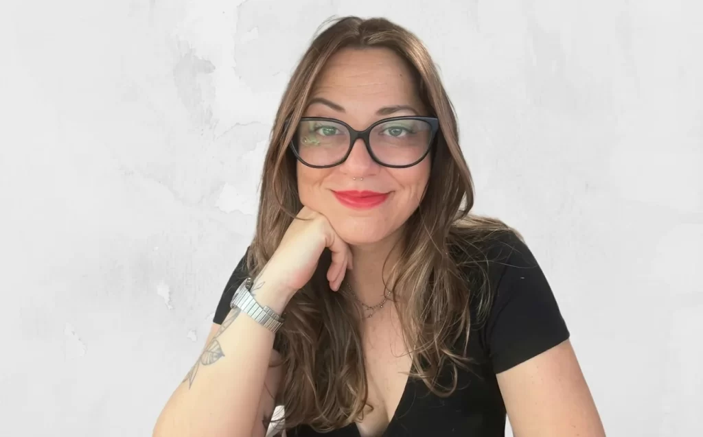 Retrato profesional de Laura Serrano